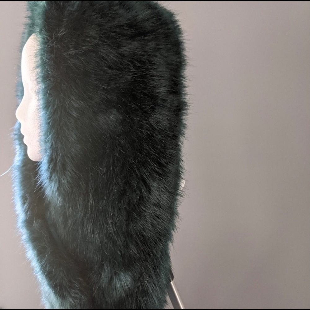 Faux Fur Scarf 🧣blue&green color - Picture 5 of 6